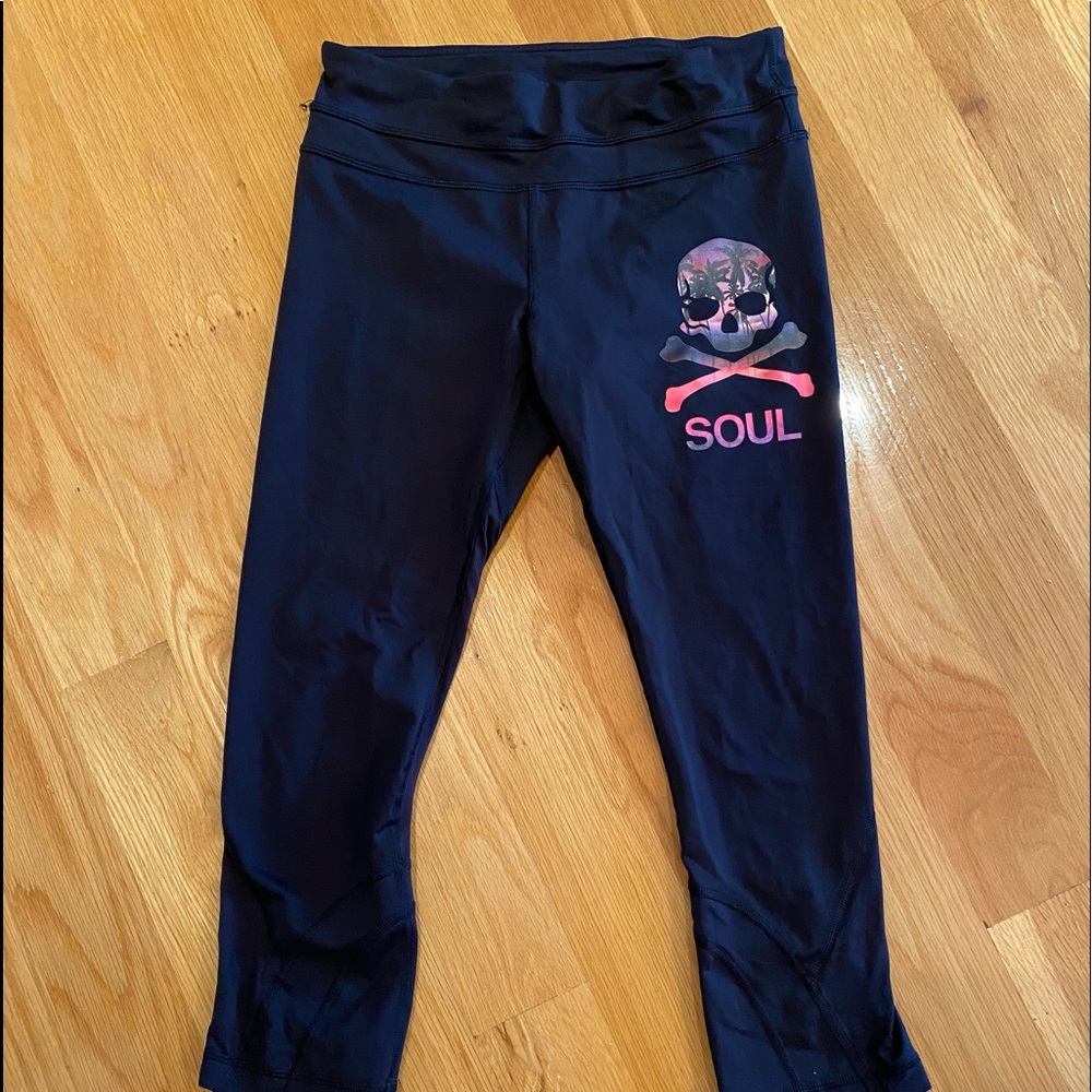 Lululemon Soul Cycle cropped leggings